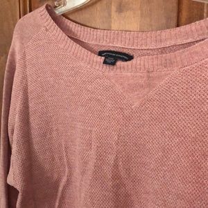 AMERICAN EAGLE comfy light pink sweater!!